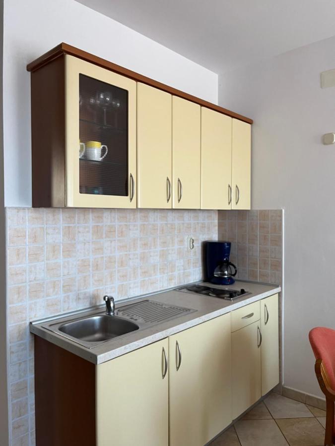 Apartments Poljski Put V Novalja Exteriér fotografie